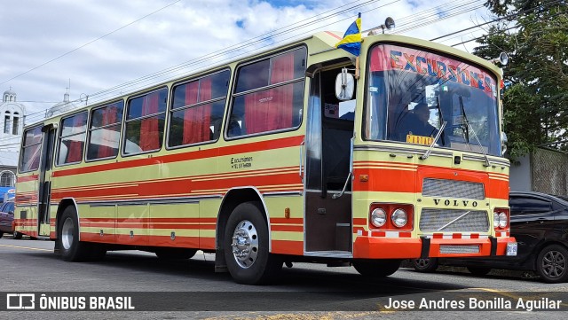 Autobuses sin identificación - Costa Rica  na cidade de Cartago, Costa Rica, por Jose Andres Bonilla Aguilar. Número da foto: #13277840.