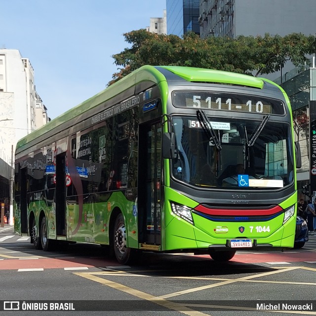 Viação Campo Belo 7 1044 na cidade de São Paulo, São Paulo, Brasil, por Michel Nowacki. Número da foto: #13279422.