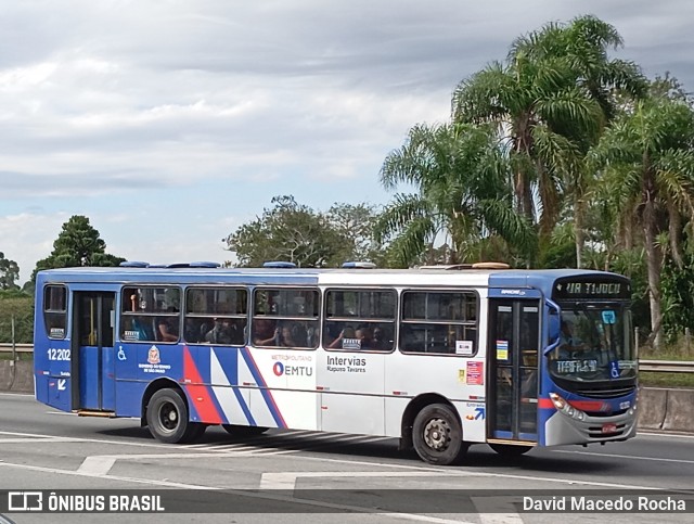 Auto Viação Bragança Metropolitana > Viação Raposo Tavares 12.202 na cidade de Cotia, São Paulo, Brasil, por David Macedo Rocha. Número da foto: #13277015.