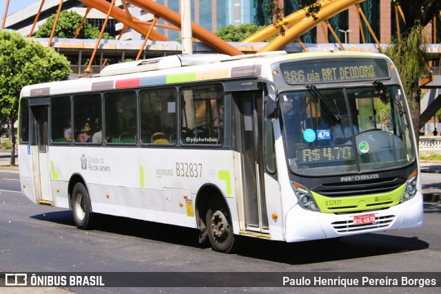 Viação Pavunense B32837 na cidade de Rio de Janeiro, Rio de Janeiro, Brasil, por Paulo Henrique Pereira Borges. Número da foto: #13278823.