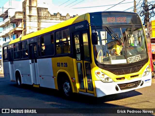 M&P Transporte 03 11 28 na cidade de Santarém, Pará, Brasil, por Erick Pedroso Neves. Número da foto: #13278807.