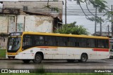 Empresa Metropolitana 593 na cidade de Jaboatão dos Guararapes, Pernambuco, Brasil, por Wallace Vitor. Número da foto: #13278275.