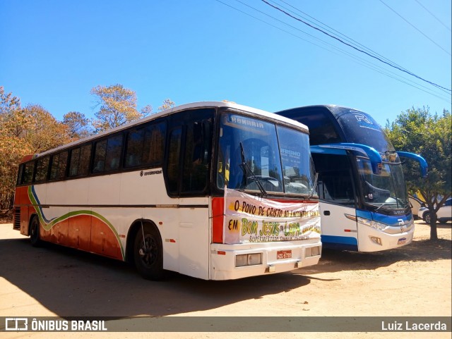 Ônibus Particulares 5799 na cidade de Bom Jesus da Lapa, Bahia, Brasil, por Luiz Lacerda. Número da foto: #13280830.