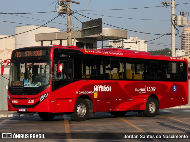 Viação Araçatuba 1.5.019 na cidade de Niterói, Rio de Janeiro, Brasil, por Jordan Santos do Nascimento. Número da foto: #13283380.
