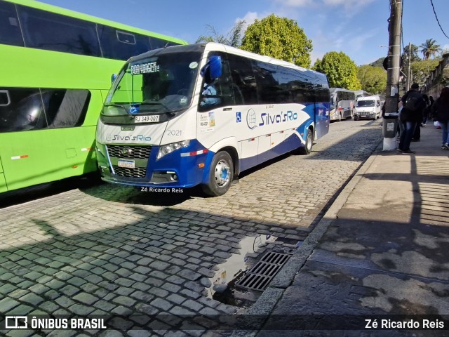 Silva's Rio Turismo e Fretamento RJ 349.007 na cidade de Petrópolis, Rio de Janeiro, Brasil, por Zé Ricardo Reis. Número da foto: #13281425.