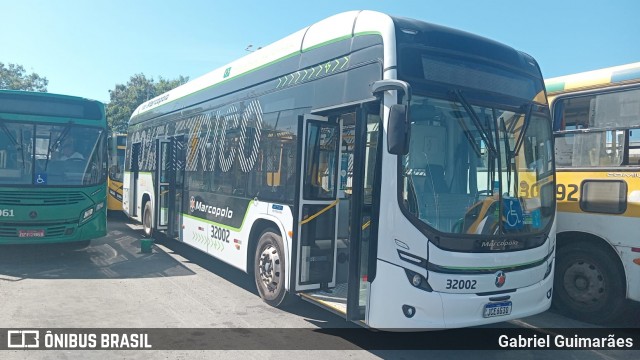 Plataforma Transportes 32002 na cidade de Salvador, Bahia, Brasil, por Gabriel Guimarães. Número da foto: #13280317.
