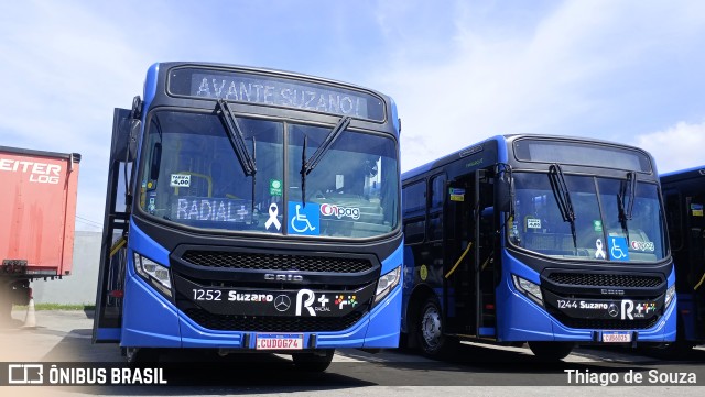 Radial Suzano 1252 na cidade de Suzano, São Paulo, Brasil, por Thiago de Souza. Número da foto: #13283373.