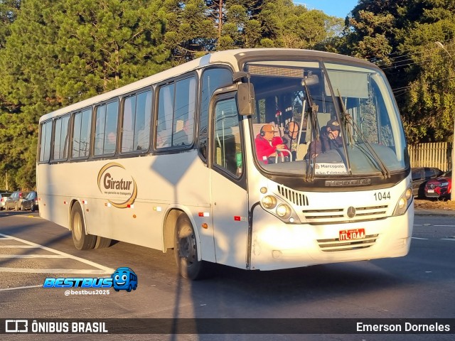 Viação Giratur 1044 na cidade de Caxias do Sul, Rio Grande do Sul, Brasil, por Emerson Dorneles. Número da foto: #13280659.