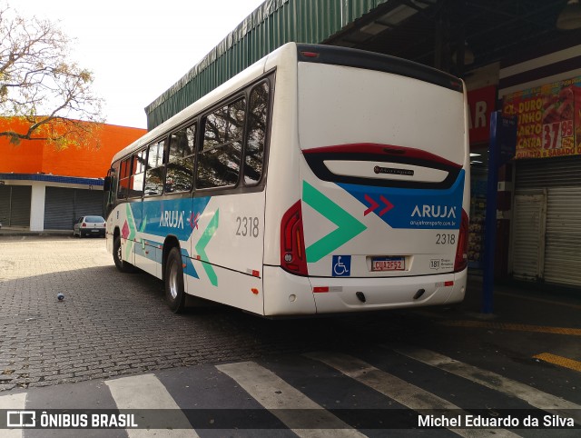 Viação Arujá 2318 na cidade de Arujá, São Paulo, Brasil, por Michel Eduardo da Silva. Número da foto: #13282025.
