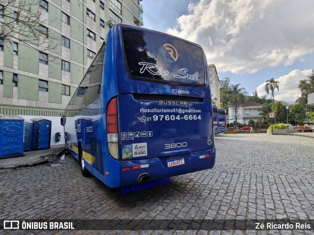 Rio Sul 3800 na cidade de Petrópolis, Rio de Janeiro, Brasil, por Zé Ricardo Reis. Número da foto: #13281397.