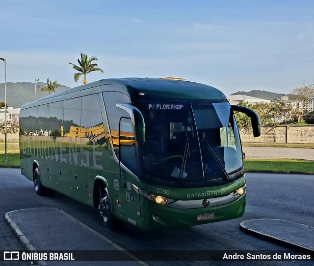 Auto Viação Catarinense 3390 na cidade de Itajaí, Santa Catarina, Brasil, por Andre Santos de Moraes. Número da foto: #13282457.