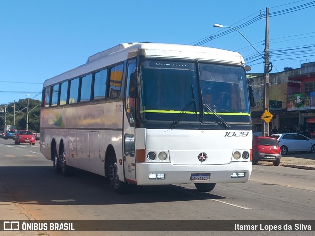 Alessandro Turismo 1029 na cidade de Goiânia, Goiás, Brasil, por Itamar Lopes da Silva. Número da foto: #13282065.