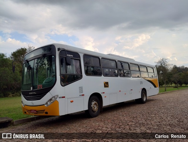 Expresso Medianeira 370 na cidade de Santa Maria, Rio Grande do Sul, Brasil, por Carlos  Renato. Número da foto: #13281017.