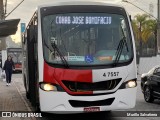 Pêssego Transportes 4 7557 na cidade de São Paulo, São Paulo, Brasil, por Murillo Salvatierra. Número da foto: #13282042.