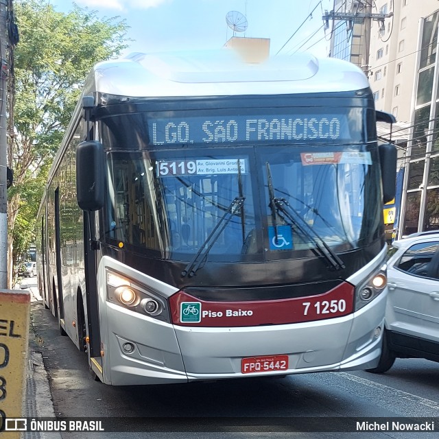 Viação Campo Belo 7 1250 na cidade de São Paulo, São Paulo, Brasil, por Michel Nowacki. Número da foto: #13285264.
