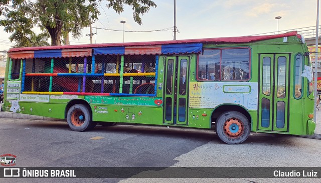 Ônibus Particulares HAPPY BUS na cidade de Nilópolis, Rio de Janeiro, Brasil, por Claudio Luiz. Número da foto: #13284866.