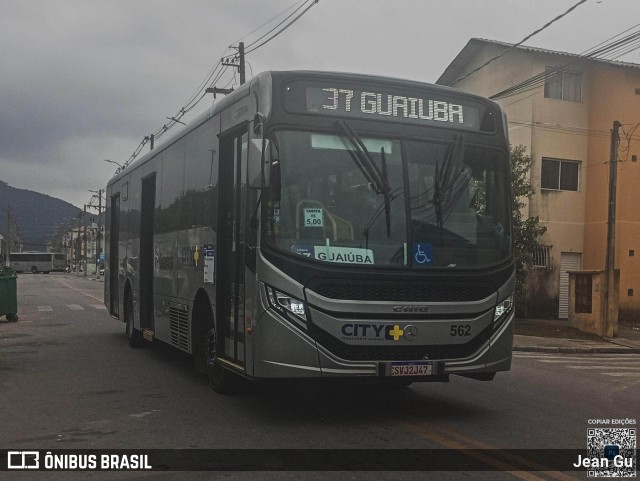 City Transporte Urbano Intermodal - Guarujá 562 na cidade de Guarujá, São Paulo, Brasil, por Jean Gu. Número da foto: #13283709.