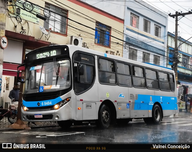 Cooper Líder > A2 Transportes 6 8484 na cidade de São Paulo, São Paulo, Brasil, por Valnei Conceição. Número da foto: #13284847.