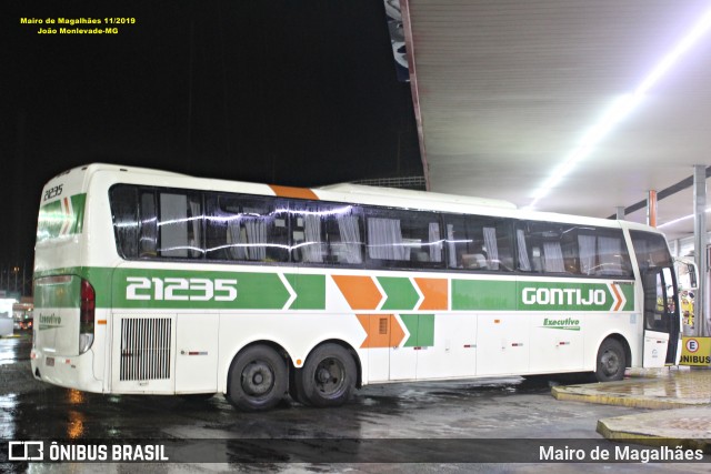 Empresa Gontijo de Transportes 21235 na cidade de João Monlevade, Minas Gerais, Brasil, por Mairo de Magalhães. Número da foto: #13284033.