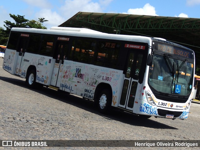 Cidade Alta Transportes 1.302 na cidade de Olinda, Pernambuco, Brasil, por Henrique Oliveira Rodrigues. Número da foto: #13287029.
