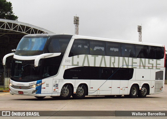 Auto Viação Catarinense 3502 na cidade de Curitiba, Paraná, Brasil, por Wallace Barcellos. Número da foto: #13286005.