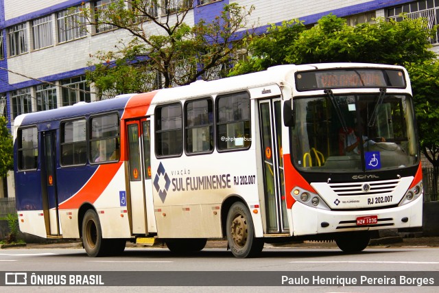 Viação Sul Fluminense RJ 202.007 na cidade de Volta Redonda, Rio de Janeiro, Brasil, por Paulo Henrique Pereira Borges. Número da foto: #13287467.
