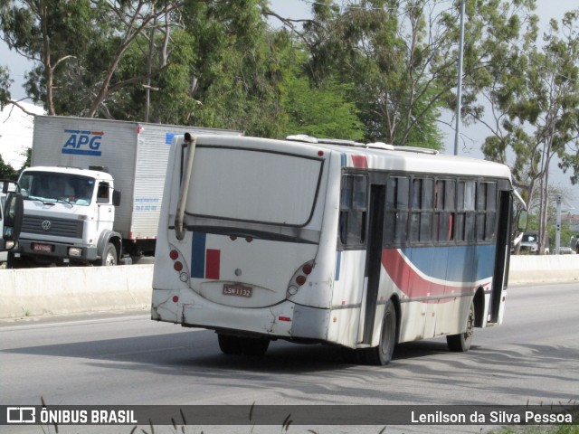 Ônibus Particulares 1132 na cidade de Caruaru, Pernambuco, Brasil, por Lenilson da Silva Pessoa. Número da foto: #13287323.