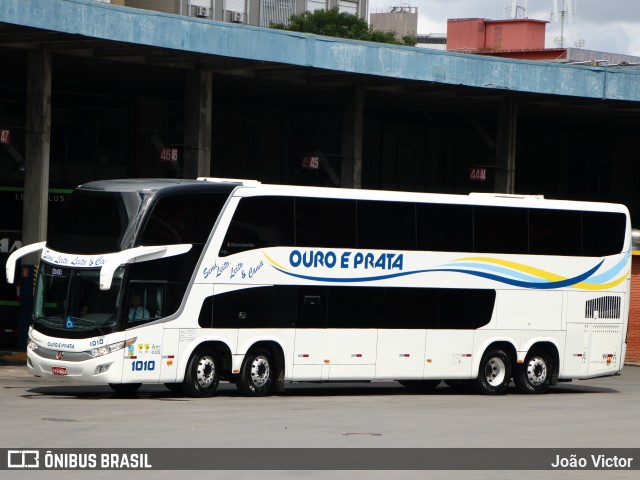 Viação Ouro e Prata 1010 na cidade de Porto Alegre, Rio Grande do Sul, Brasil, por João Victor. Número da foto: #13290383.
