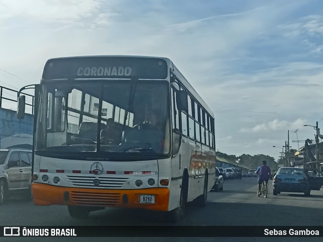 Transportes Sergón Del Caribe S.A. 00 na cidade de Sixaola, Talamanca, Limón, Costa Rica, por Sebas Gamboa. Número da foto: #13287843.