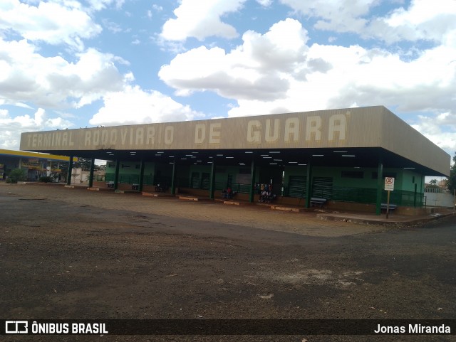 Terminais Rodoviários e Urbanos SP GUARá na cidade de Guará, São Paulo, Brasil, por Jonas Miranda. Número da foto: #13289887.