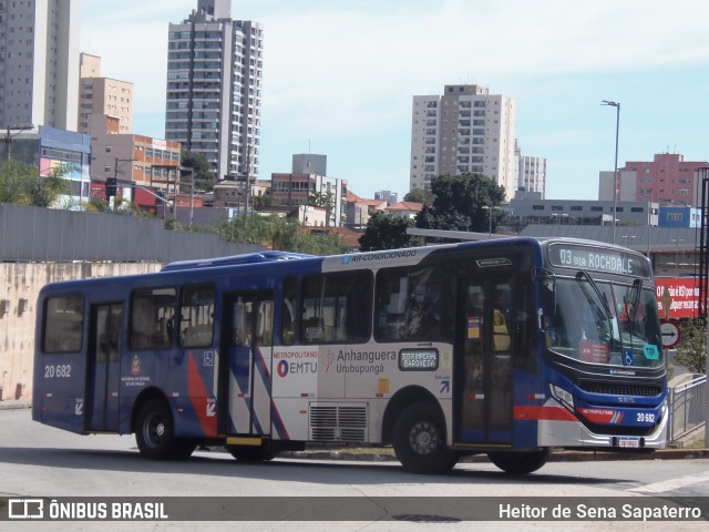 Auto Viação Urubupungá 20.682 na cidade de Osasco, São Paulo, Brasil, por Heitor de Sena Sapaterro. Número da foto: #13288221.