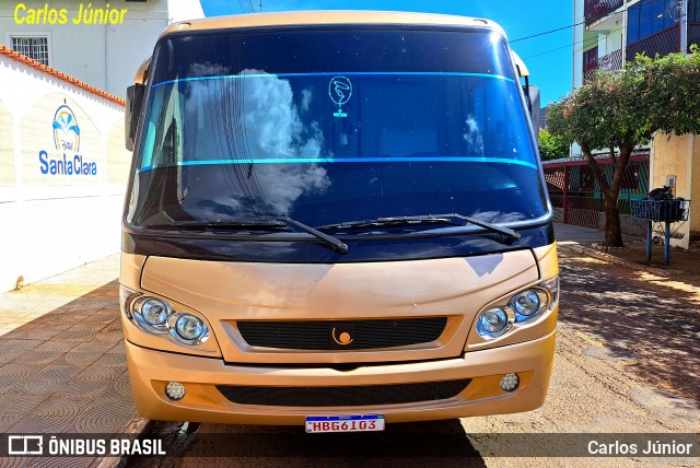 Ônibus Particulares 6803 na cidade de Caldas Novas, Goiás, Brasil, por Carlos Júnior. Número da foto: #13289522.