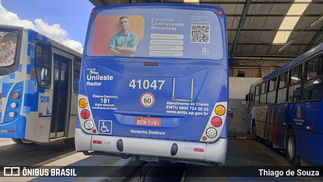 Radial Transporte Coletivo 41.047 na cidade de Suzano, São Paulo, Brasil, por Thiago de Souza. Número da foto: #13287887.